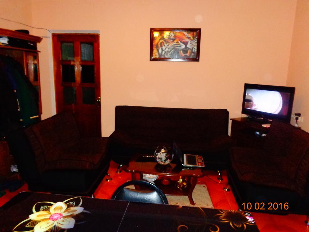 Private House In Batumi Hotel Exterior photo