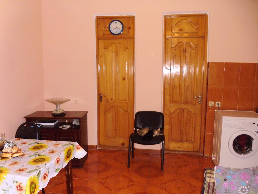 Private House In Batumi Hotel Room photo
