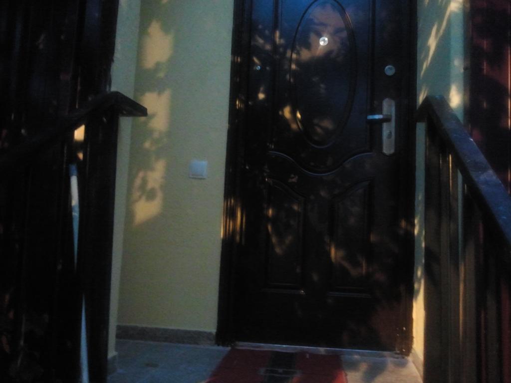 Private House In Batumi Hotel Exterior photo